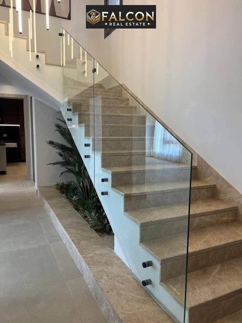 4 1489391c-947b-44a5-9992-8e8c5e5b9512. jpg