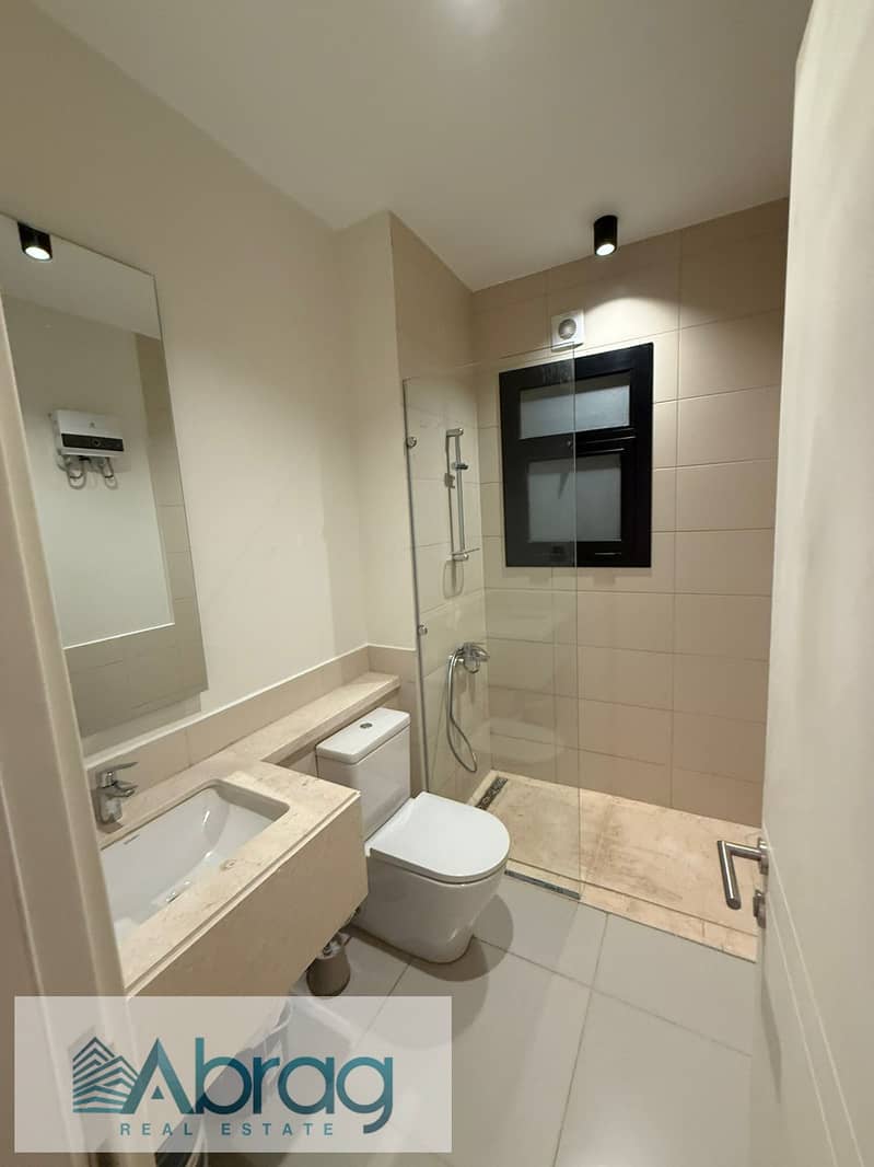 4 WhatsApp Image 2025-11-05 at 4.01. 34 PM (2). jpeg