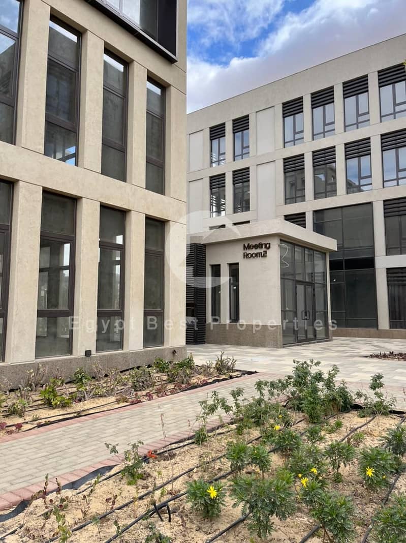 5 332abc5d-9ed0-4b49-b368-34d78bfbac50. jpeg