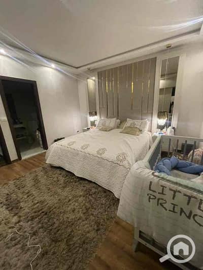 فلیٹ 3 غرف نوم للايجار في كفر عبدو، الإسكندرية - 5cda4989-a4e8-4ce1-9bec-0d196985f051. jpg