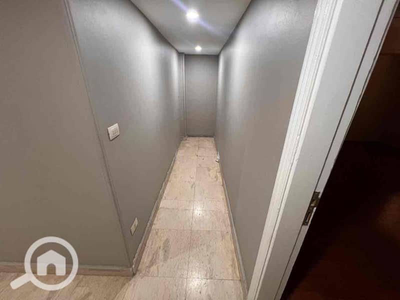 9 e0119ea0-7b4f-4d88-9d33-d3bf54036ca9. jpg