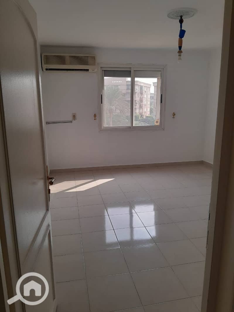 9 474269c1-0369-4236-84a9-c7bea1bbbd7d. jpeg