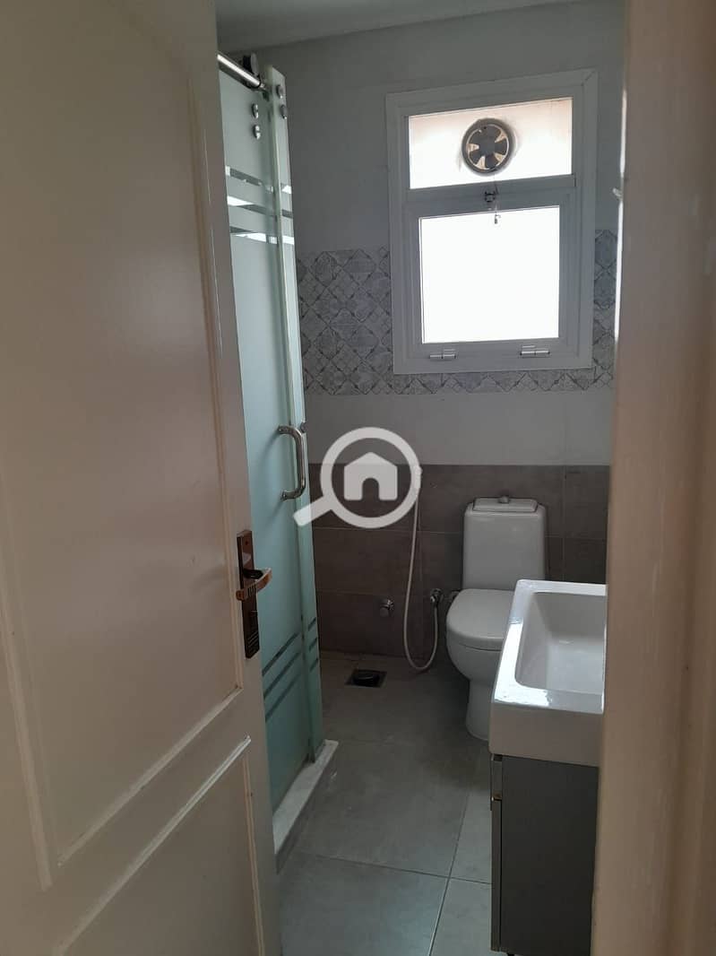 10 ab979b6f-30cb-4058-9c4a-bb7168f38cde. jpeg