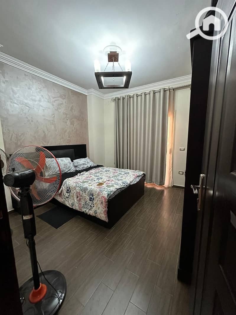 9 d82229a0-4d39-4e1a-80bf-c63ff47f7a4f. jpg