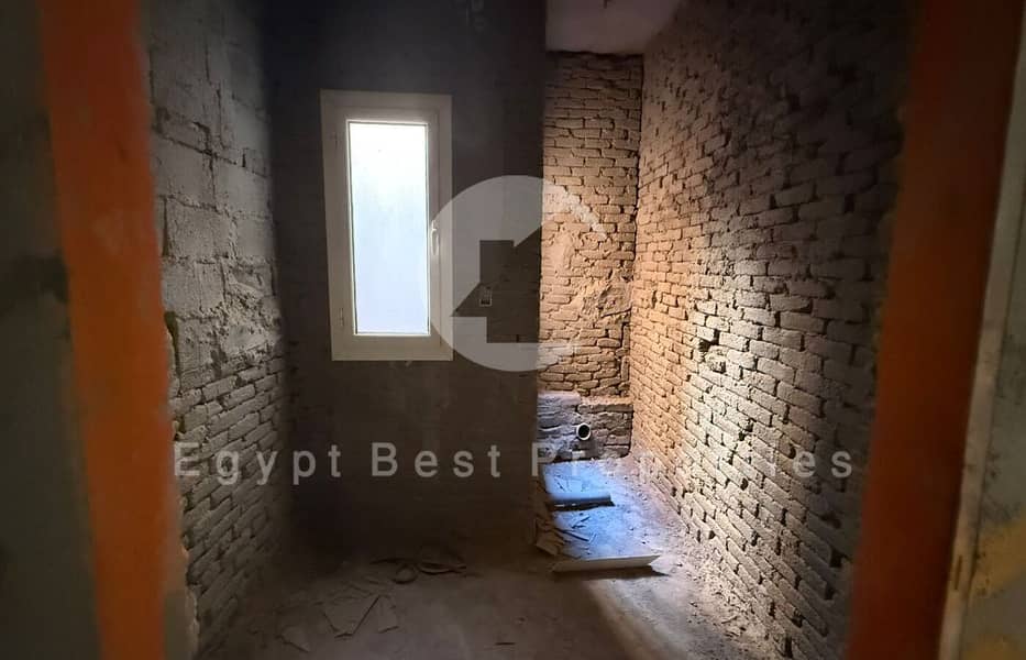 6 83c102ec-ca40-4734-8c2b-1fe048609147. jpeg