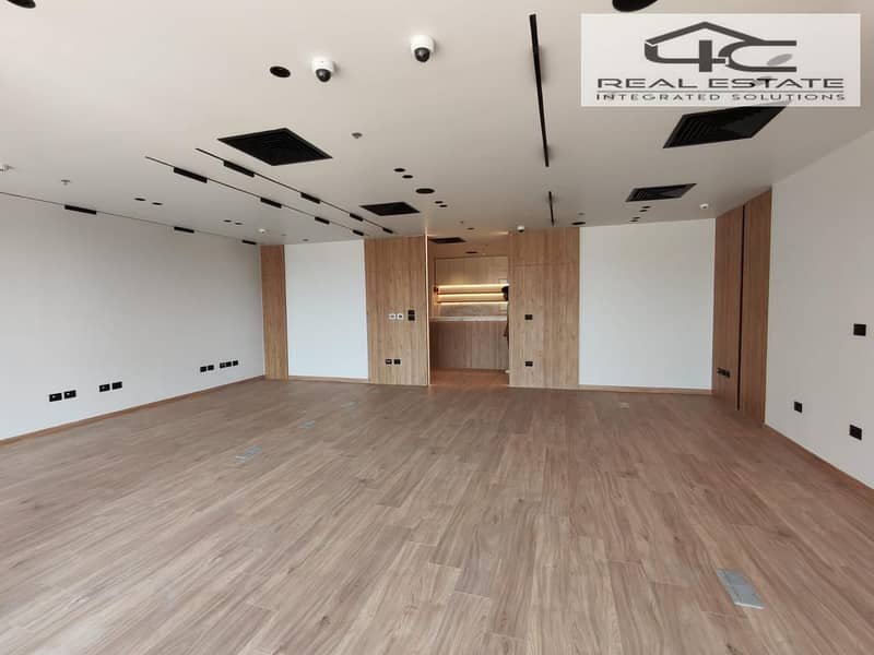 2 WhatsApp Image 2025-11-04 at 7.30. 40 PM. jpeg