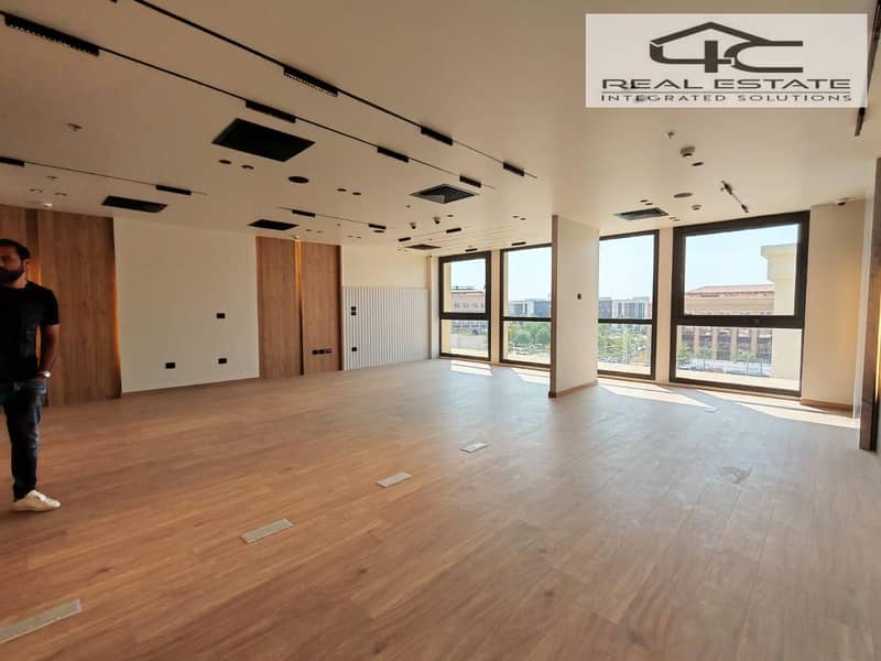 5 WhatsApp Image 2025-11-04 at 7.30. 41 PM (1). jpeg