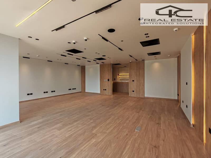 7 WhatsApp Image 2025-11-04 at 7.30. 36 PM. jpeg