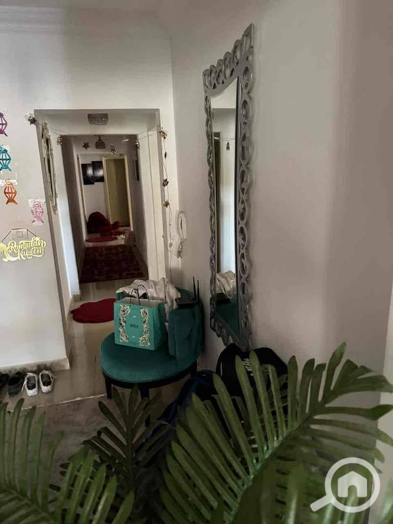 7 3fb2eeb1-0617-4931-9a11-16fb3fa81a72. jpg