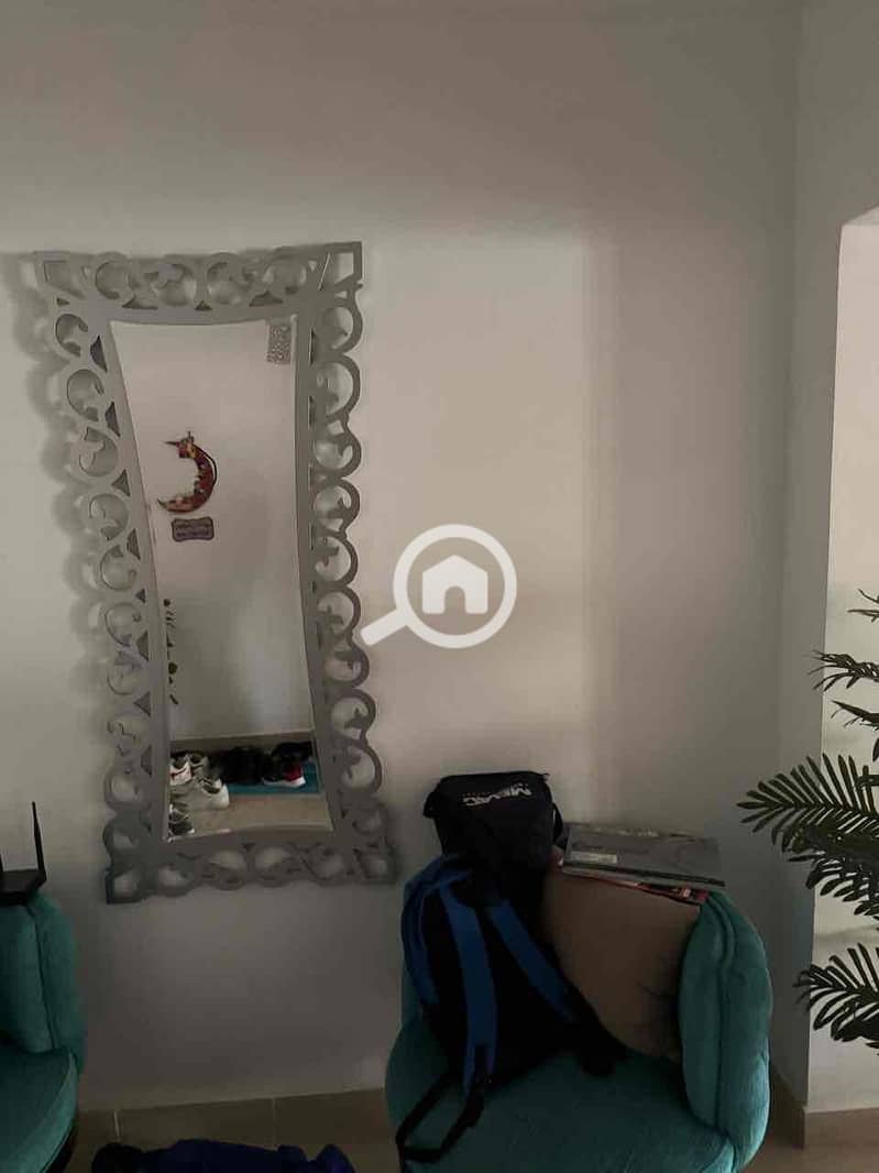 8 4d06cbe5-b354-4b59-a14a-8a8ed61327ca. jpg