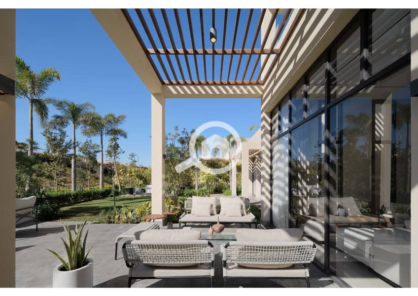 4 OWest Live Shots_Page_08. jpg