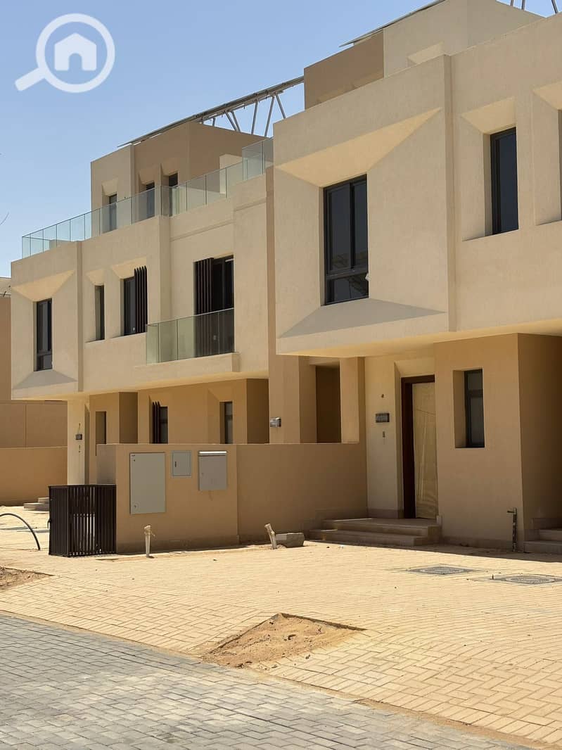 3 6df09193-e92b-426b-8f50-835d3f7ae1f8. jpeg