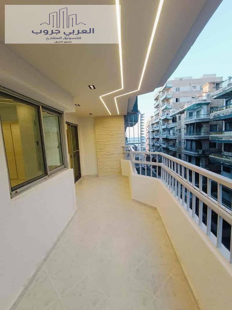 10 e37c8c63-df8e-4249-b48f-9b54e1bf36f8. jpg