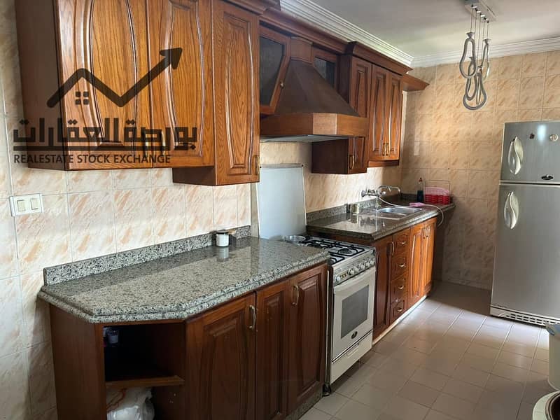 5 063da9e5-f268-4056-a582-3a17bc4edfbe. jpg