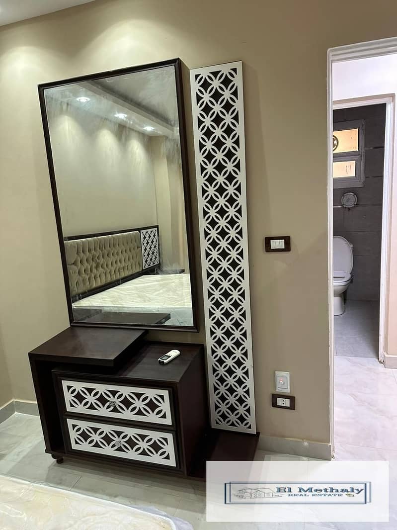 11 ea8af479-d852-44c4-a8b9-4b461724308e. jpg