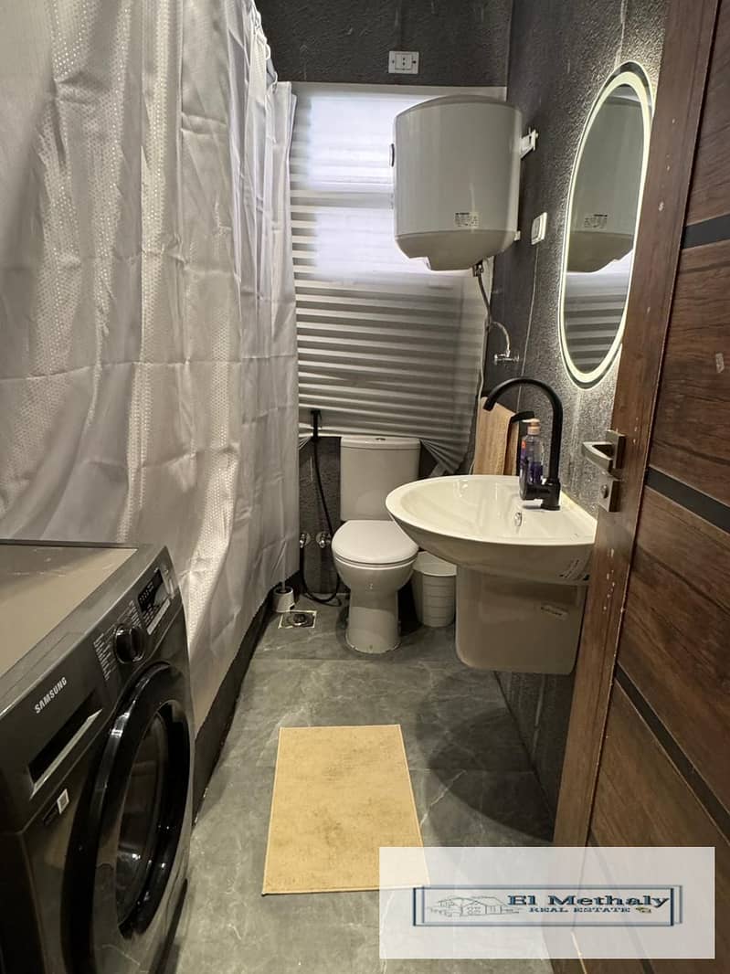 13 f8e360bb-384f-46db-a523-c5aef90bed0f. jpg