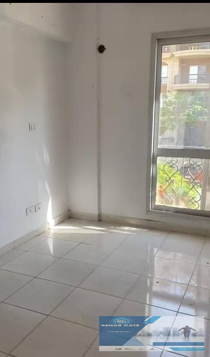 8 c06fda7a-a1a4-421f-ba29-0978f3162777. jpg