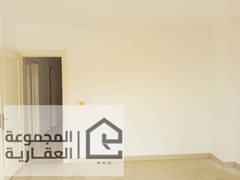 9 a87bcd4a-0b70-43c8-9be5-93853e15dc80. jpg