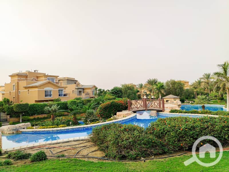 2 9d677798-085d-42b4-8a4f-ec7937a947d7. jpg