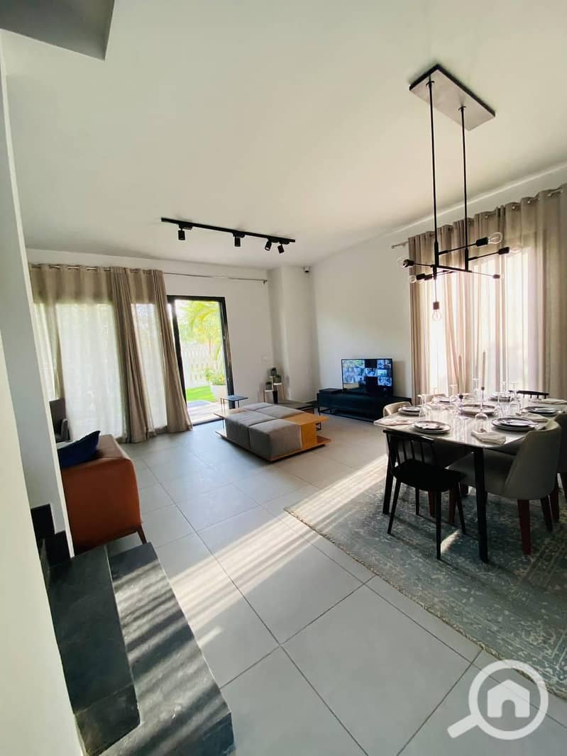 6 b87adffd-1822-423a-8a88-82a2750a5582. jpeg