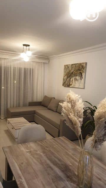 11 7899f55f-538b-4543-b142-14006a3ae8db. jpg