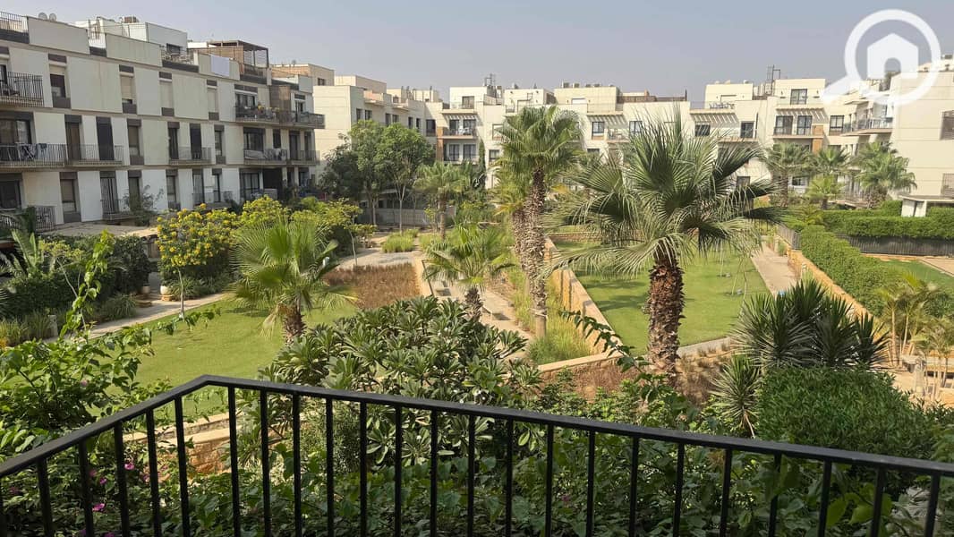 28 9e3ac33d-7163-490c-9a8d-ed7d728bc335. jpg