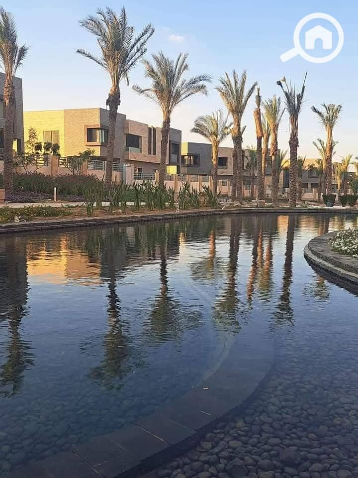 8 FB_IMG_1762449367572. jpg