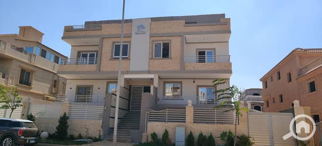 شقة 3 غرف نوم للبيع في 6 أكتوبر، الجيزة - IMG-20250824-WA0041. jpg