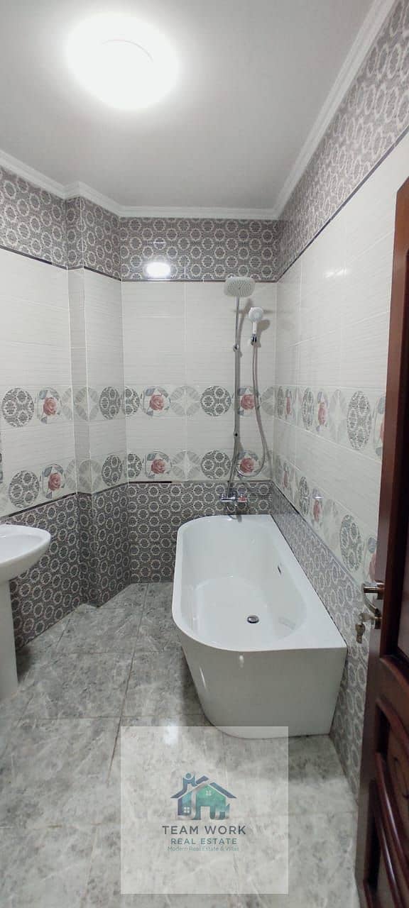 7 WhatsApp Image 2025-11-06 at 7.39. 27 PM. jpeg