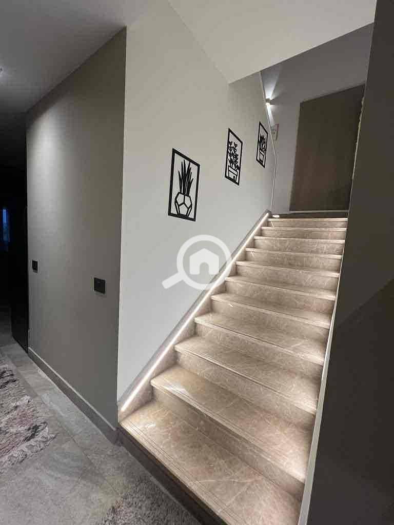 4 1cfa1894-d4ee-47ec-aa58-ed49a0641b6d. jpg