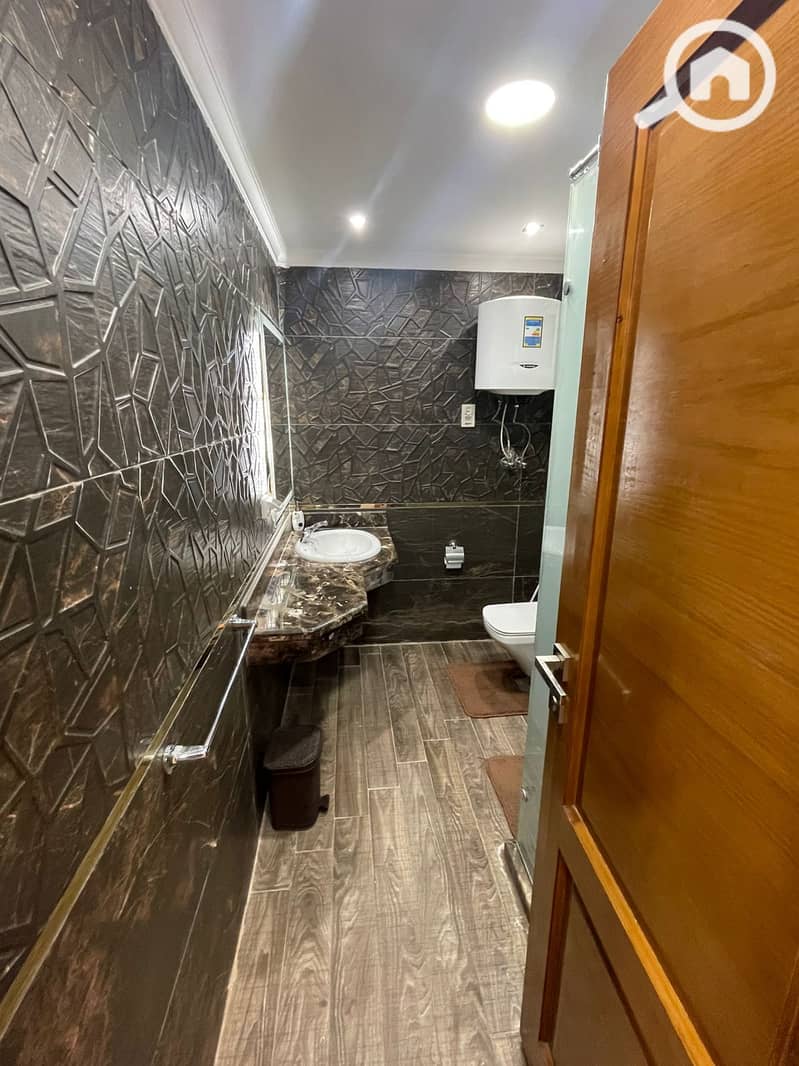 9 WhatsApp Image 2025-11-06 at 6.01. 14 PM. jpeg