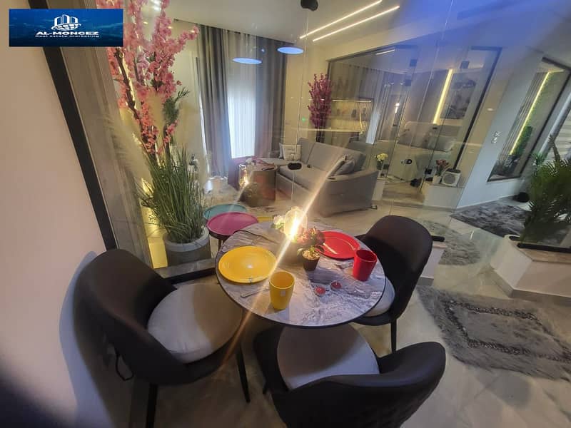 8 47276ec9-c00c-4dce-ba91-7d526b2d9429. jpg