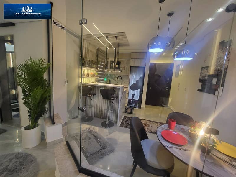 10 d6751500-bed3-4e3a-a90f-563ef73fcc55. jpg