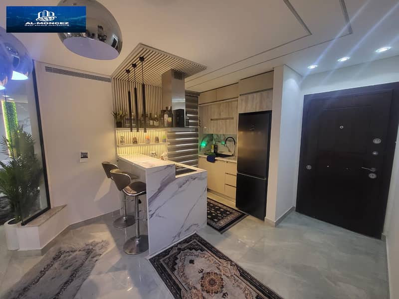 11 fe2a8735-3d83-4559-85f1-6cff70826156. jpg