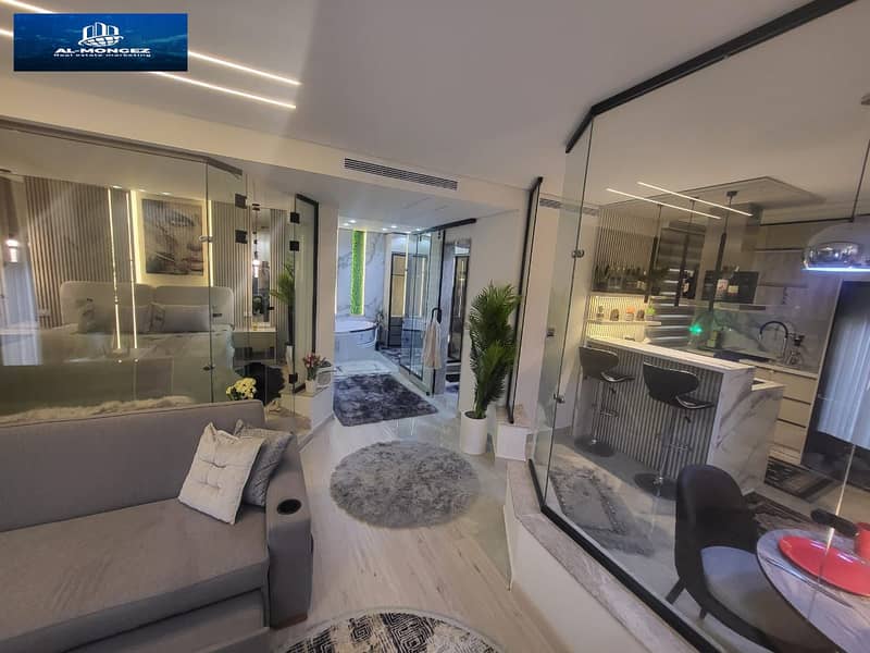 14 04c70c3c-2483-4957-a682-ef6e6a73b2fe. jpg