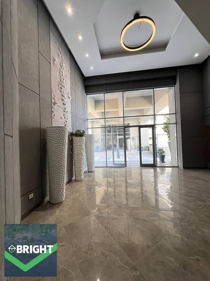 9 e712d3ea-a909-4ff2-8e59-c71712025499. jpg