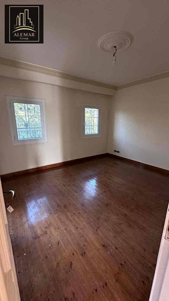 9 9c0ddb72-8b0a-4a3c-a42c-235e8997e5a4. jpg