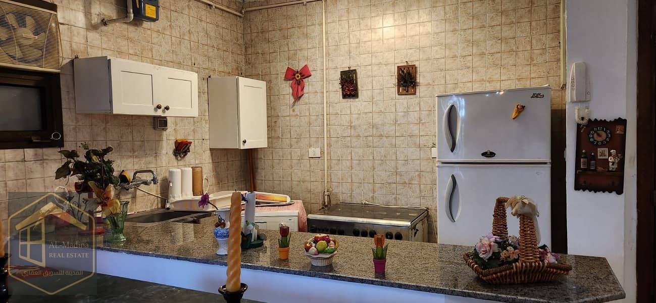 9 f6707472-57ff-45c1-a1d4-9b7c1c1c3a45. jpg