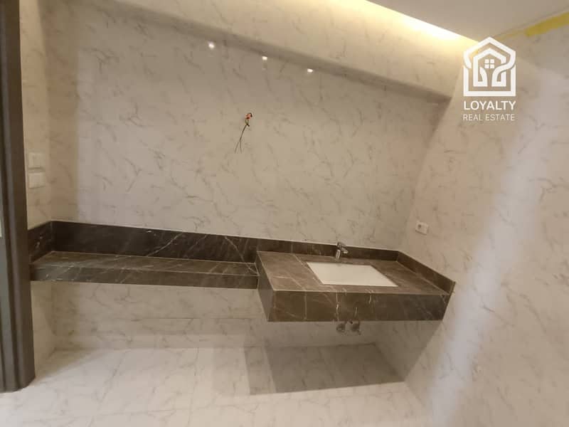 4 WhatsApp Image 2025-10-13 at 15.27. 36. jpeg