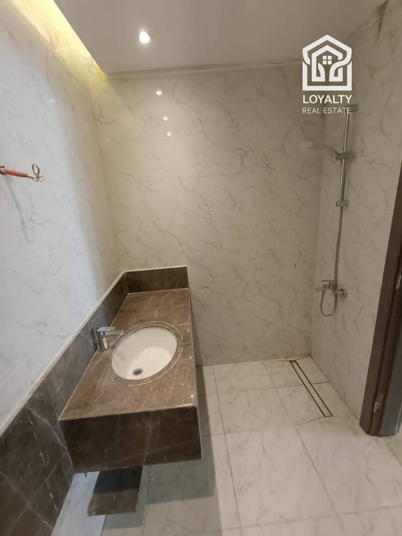 7 WhatsApp Image 2025-10-13 at 15.27. 43. jpeg