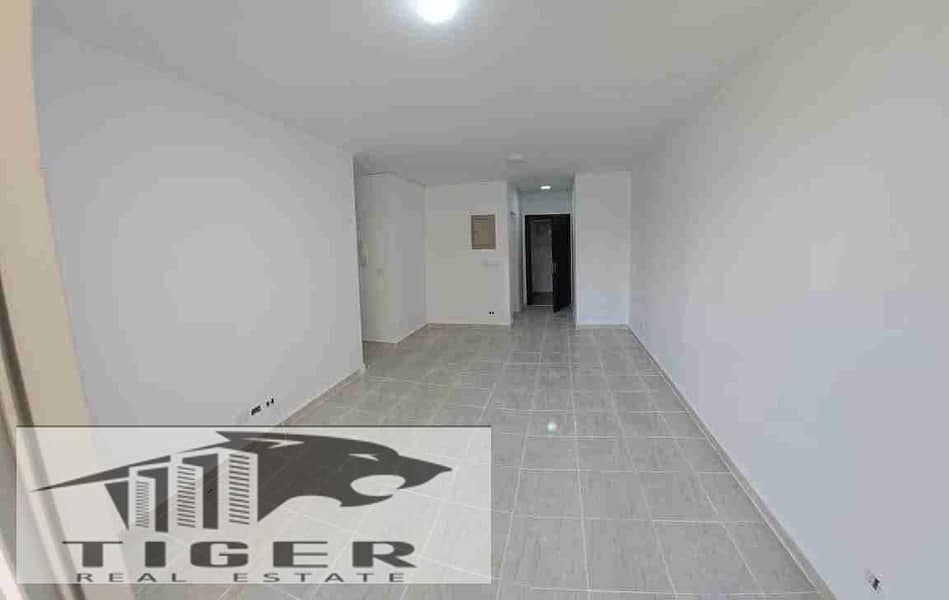 1000524062. jpg 1000524062. jpg