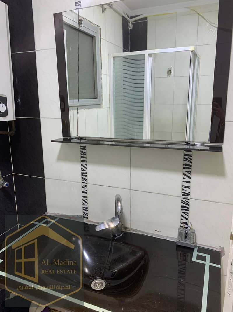 3 2ddec4fc-1257-4c3c-8821-a1f29bf807ab. jpg