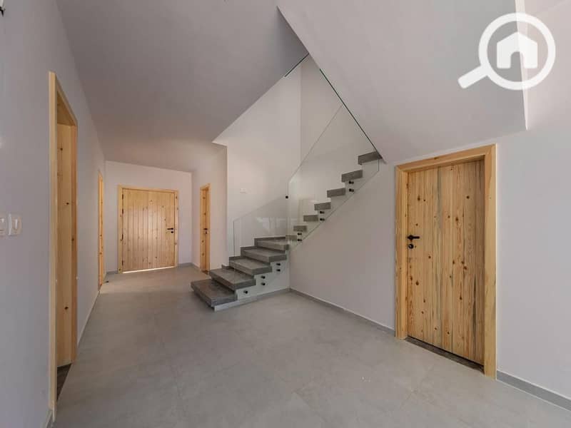 2 photo_2025-02-19_20-52-42 (2). jpg