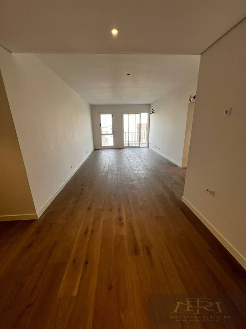 11 cf5221b2-6e08-4e43-a92c-ac5039e80442. jpg