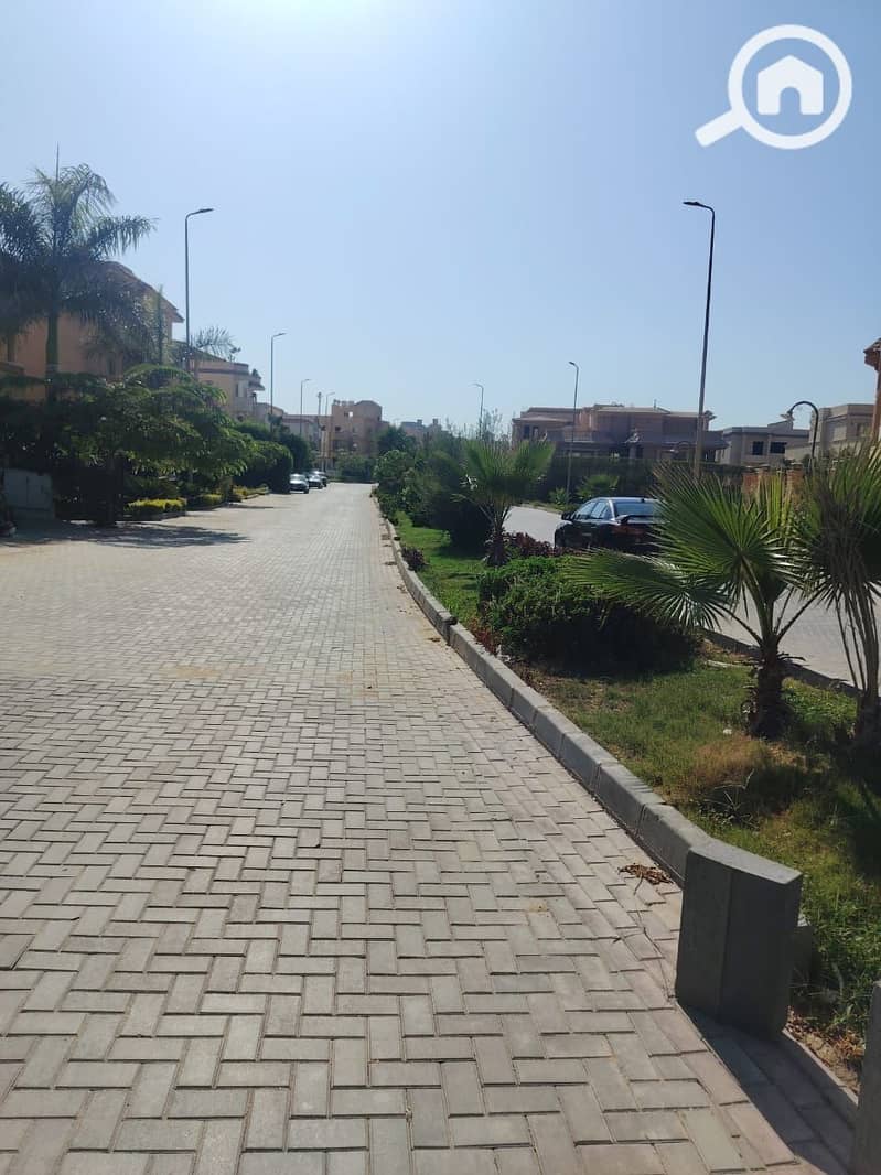 4 WhatsApp Image 2025-11-06 at 9.49. 20 PM. jpeg