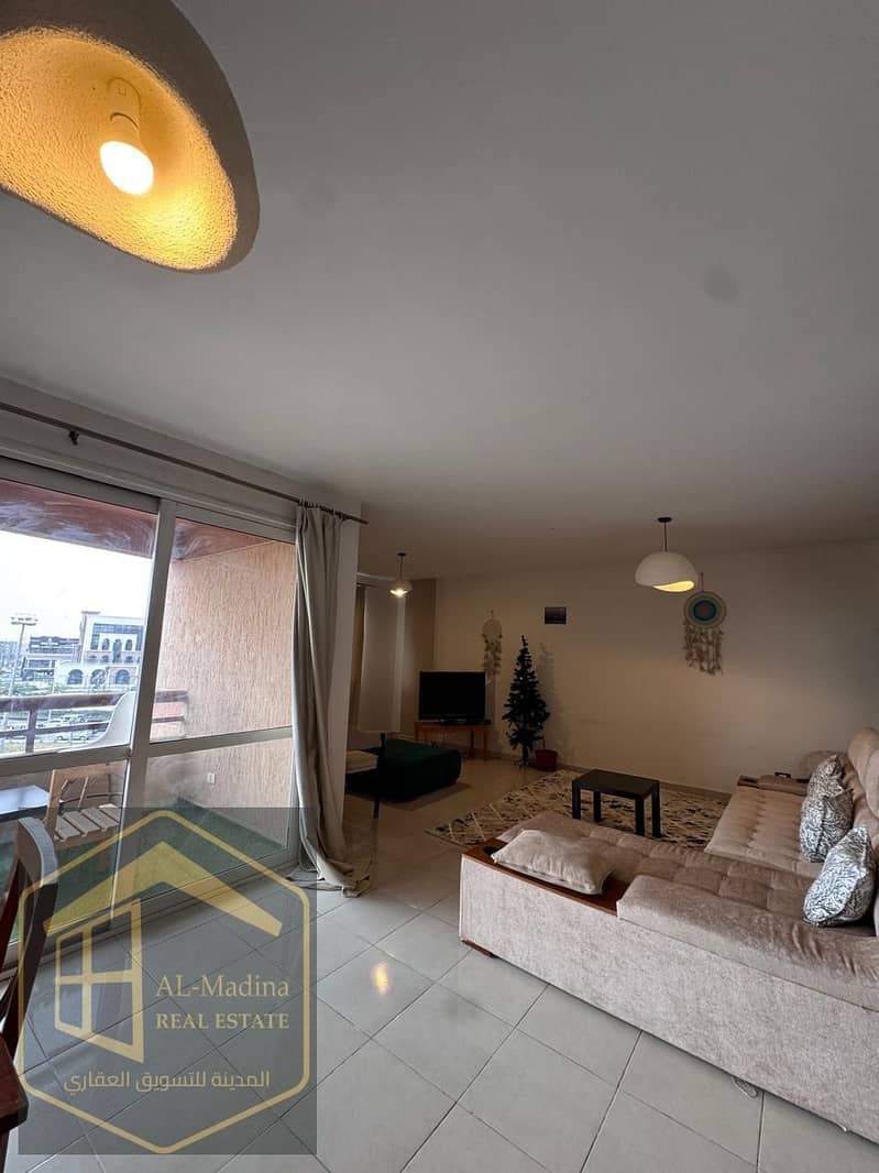 4 aa05e4a3-eddb-403f-8187-b6992b6a0d4c. jpg