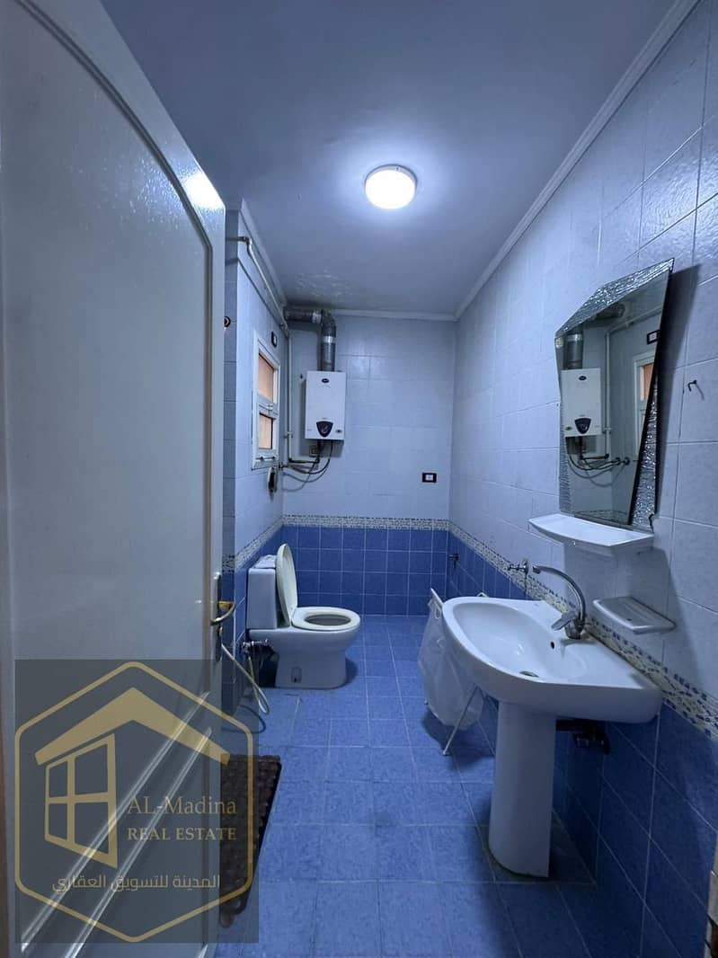 9 a1c39d9b-0663-4d9c-9c60-c1799f378725. jpg