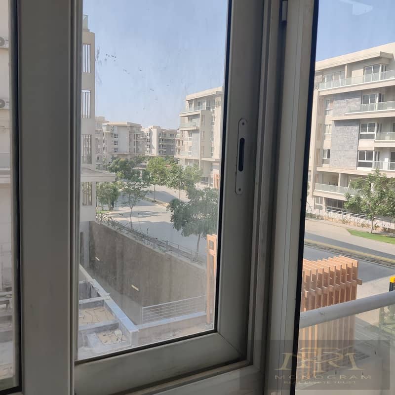 2 e9b64763-8549-4842-9df2-a61dd8689df5. jpg