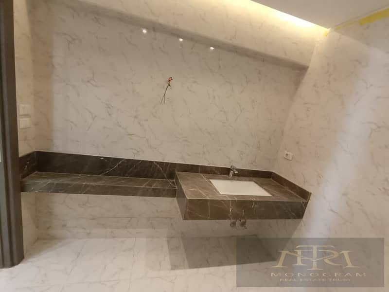 7 2f77829b-05b8-4d9e-b971-ffdfc41f3e18. jpg