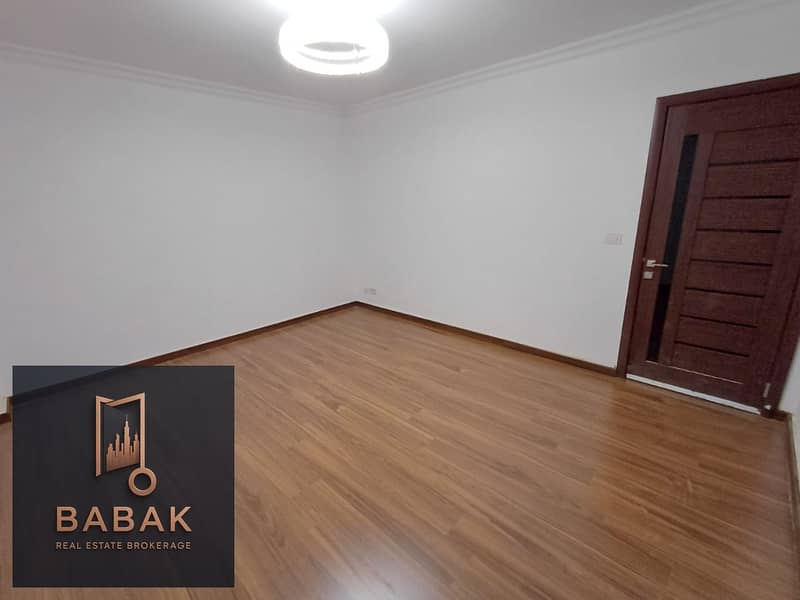 10 WhatsApp Image 2025-11-06 at 15.45. 36_4cc5bd7b. jpg